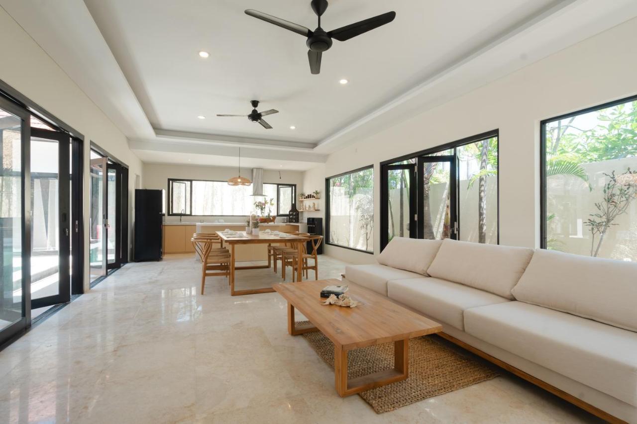 Maribel Villa Bali スミニャック エクステリア 写真