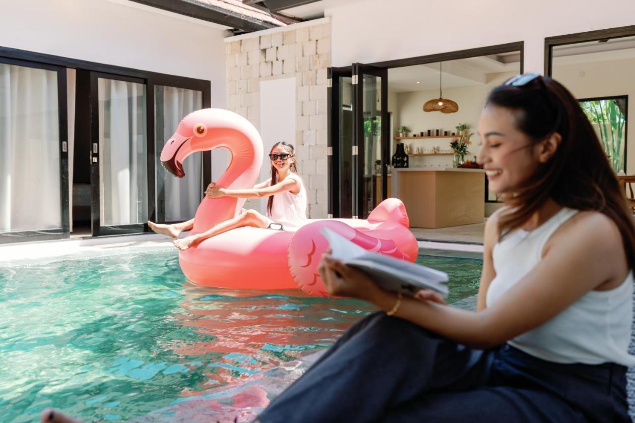 Maribel Villa Bali スミニャック エクステリア 写真